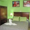 America - Single Single Room